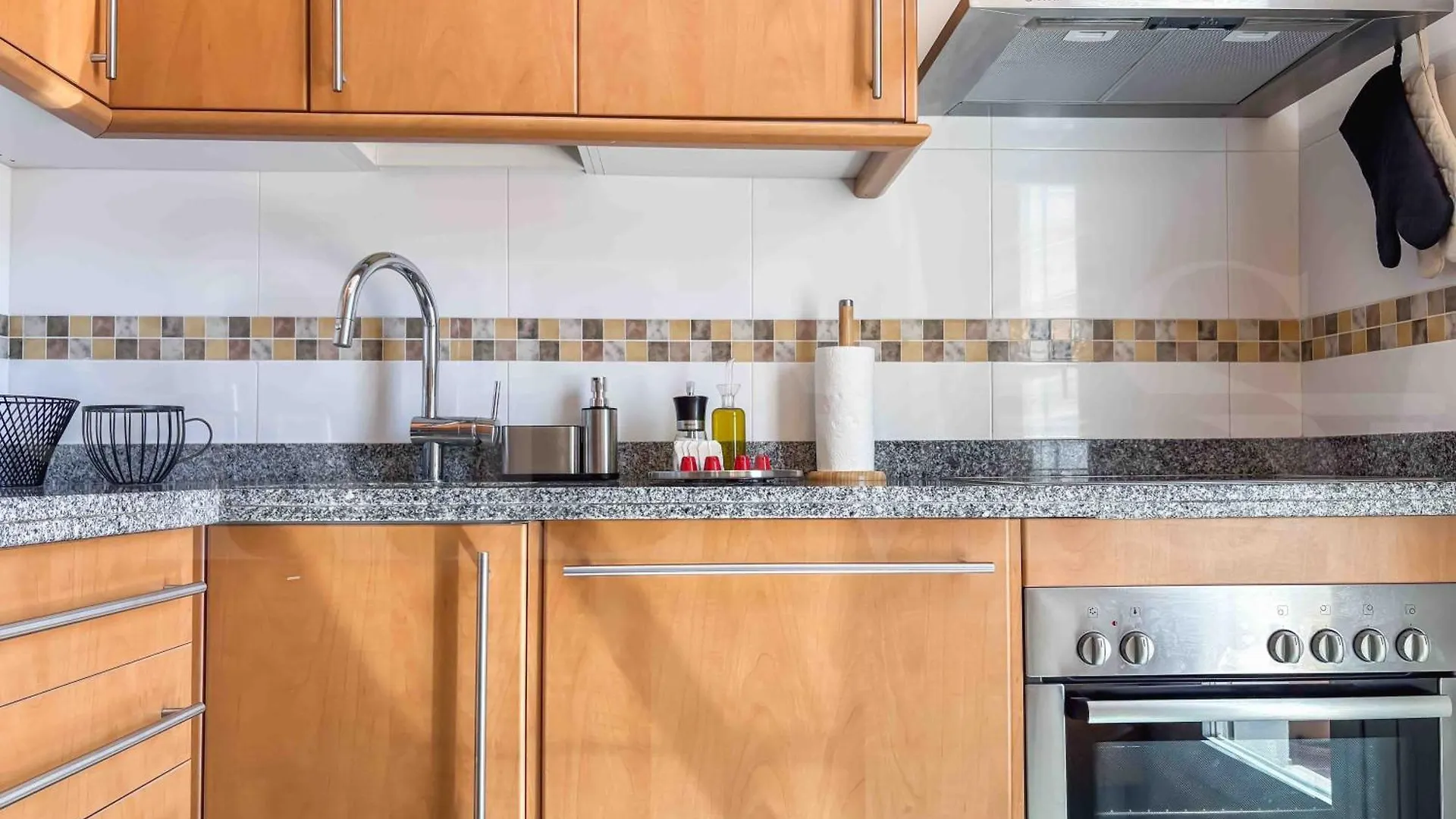 Mijas Getaway With Parking, Jacuzzi And Pool Rems Apartment 0*, MIJAS COSTA